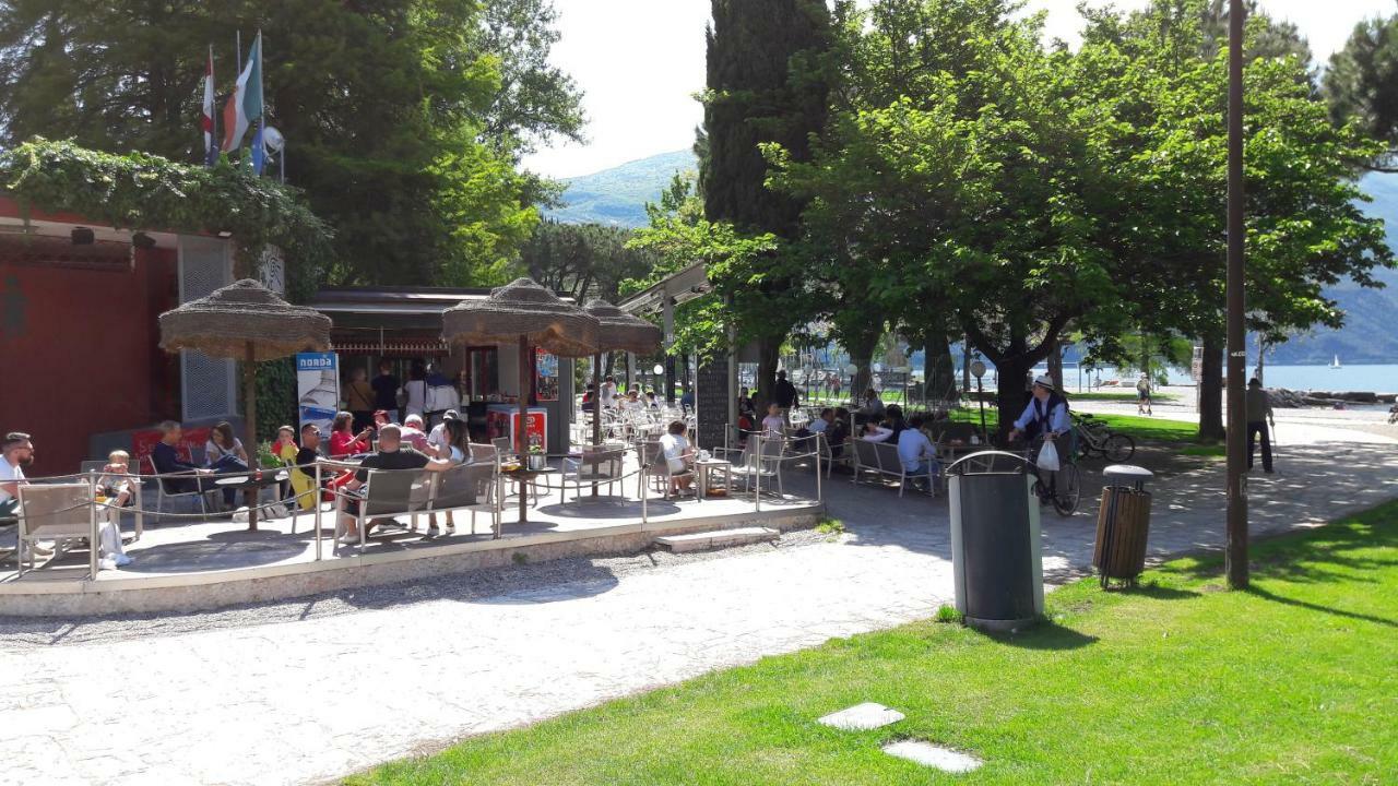Garda Blu Apartment Riva del Garda Esterno foto