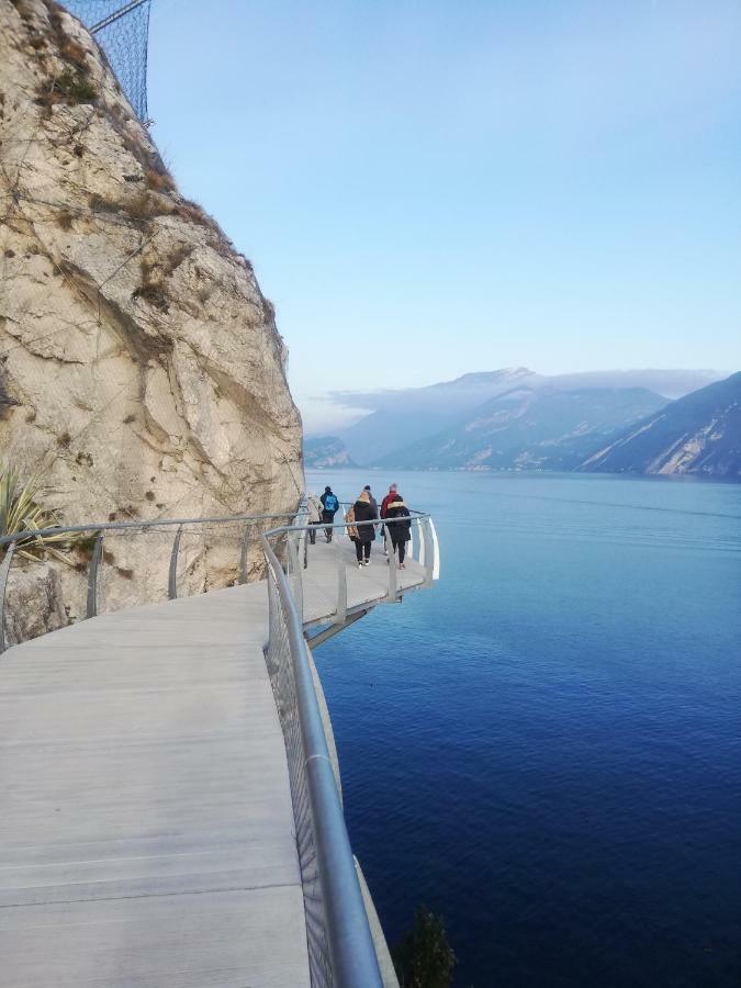 Garda Blu Apartment Riva del Garda Esterno foto